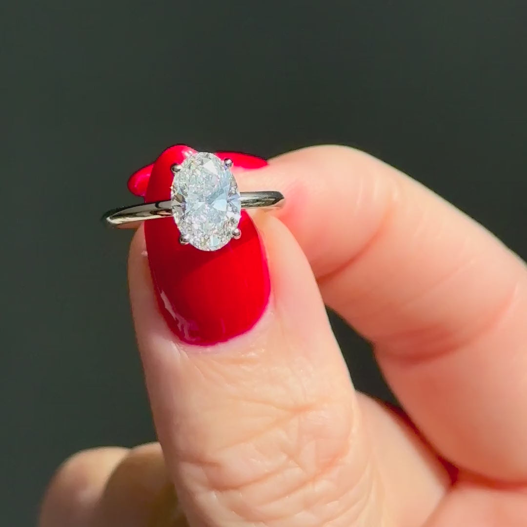 Classic Oval Cut Hidden Halo (9mm+, D/E VVS) – London