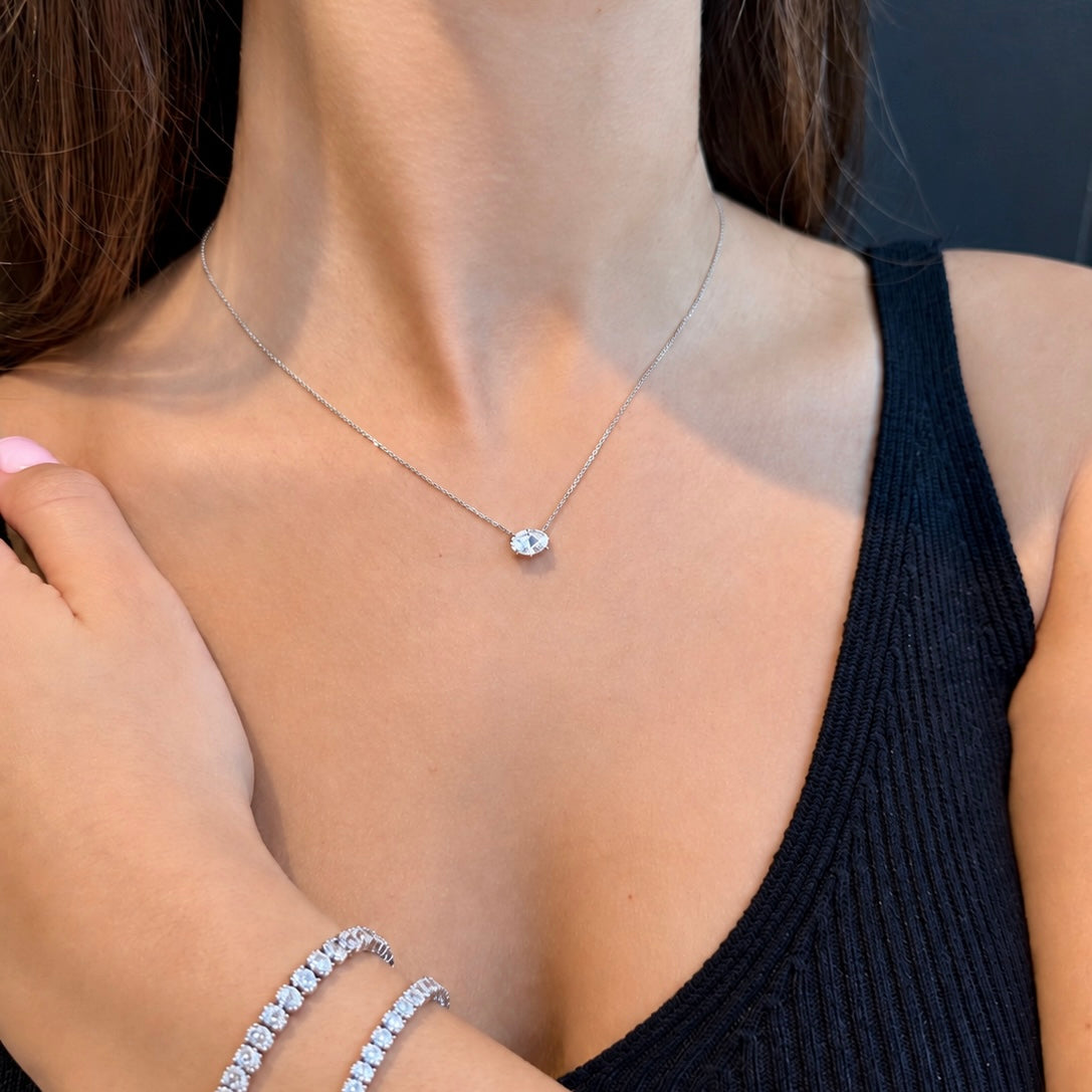East to West Oval cut Pendant - 1ct