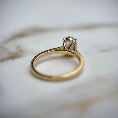 Cathedral Set Classic Oval Cut Solitaire - 1.20ct+ (8.5mm+, D/E & VVS)