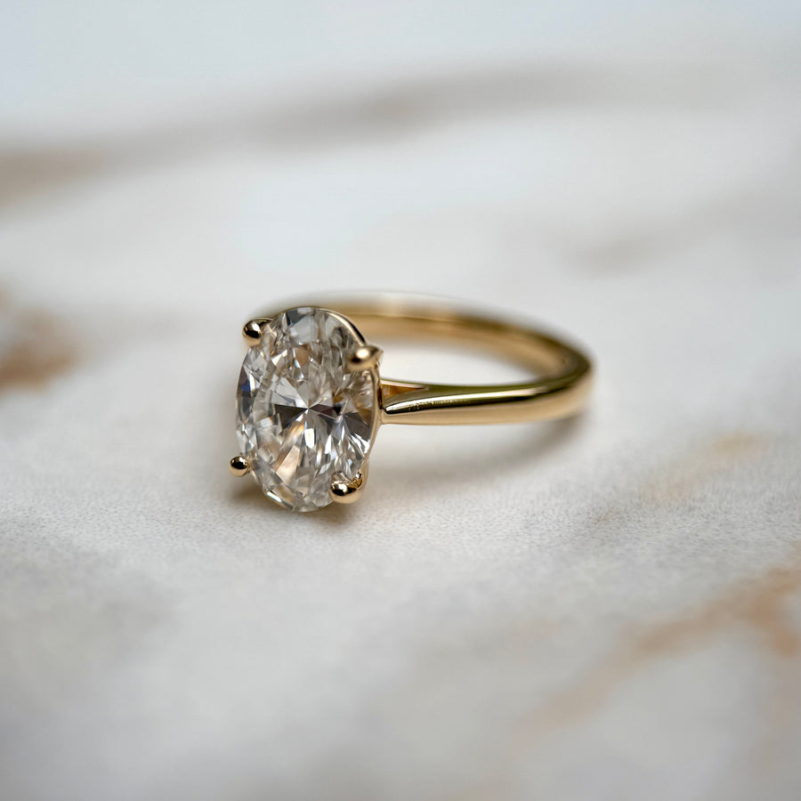Cathedral Set Classic Oval Cut Solitaire - 2ct+ (10mm+, D/E & VVS)