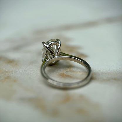 Cathedral Set Classic Oval Cut Solitaire - 3ct+ (11.5mm+, E/VS1+)