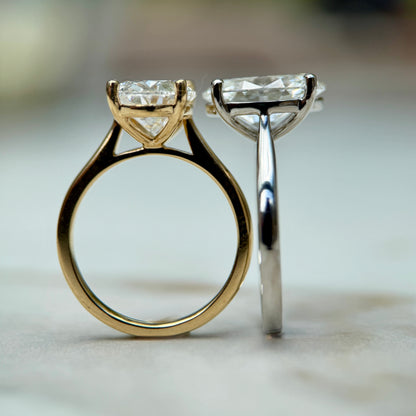 Cathedral Set Classic Oval Cut Solitaire - 3ct+ (11.5mm+, E/VS1+)