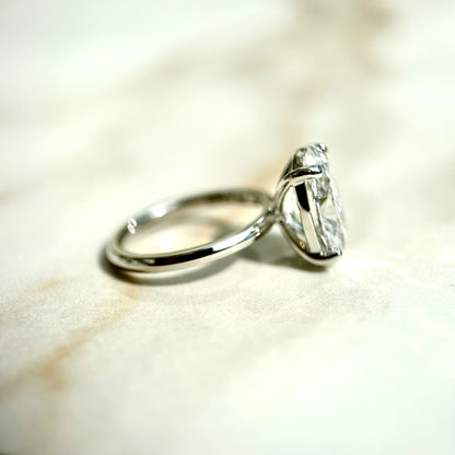 Classic Oval Cut Solitaire - 3ct+ (11.5mm+, D/E & VVS)