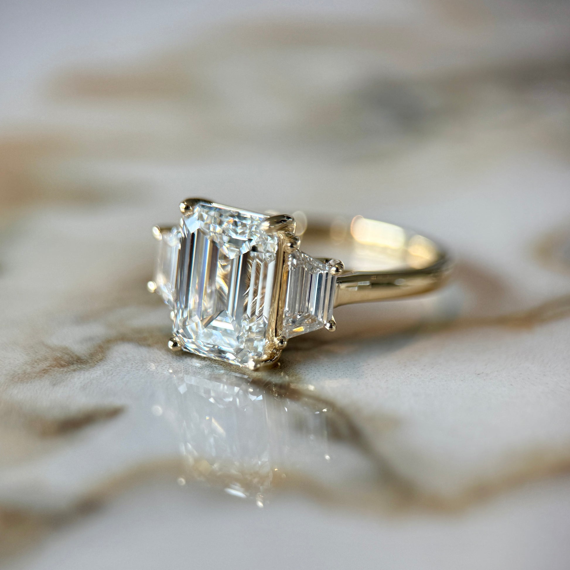 London Diamonds Classic Emerald and Trapezoids - 3ct+ (9.5mm+, D/E & VVS)