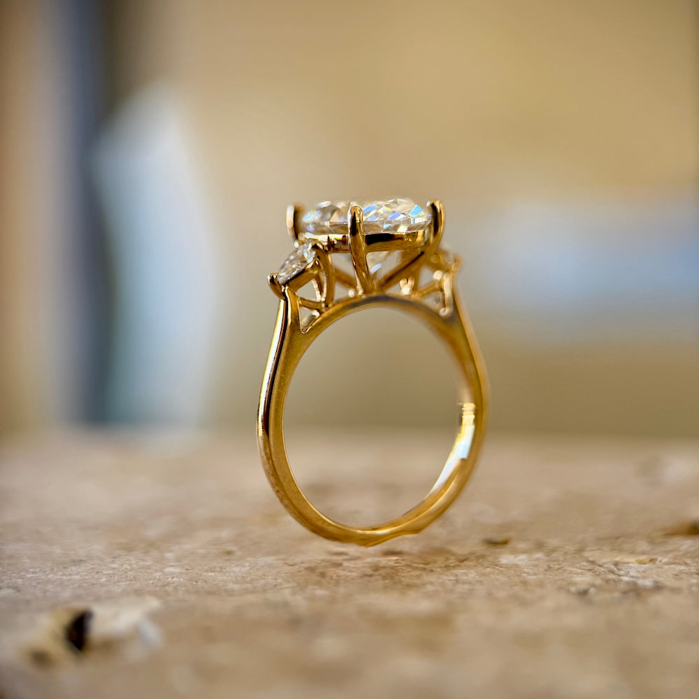 Classic Oval and Pears - 3ct+ (11.5mm+, E/VS1+)