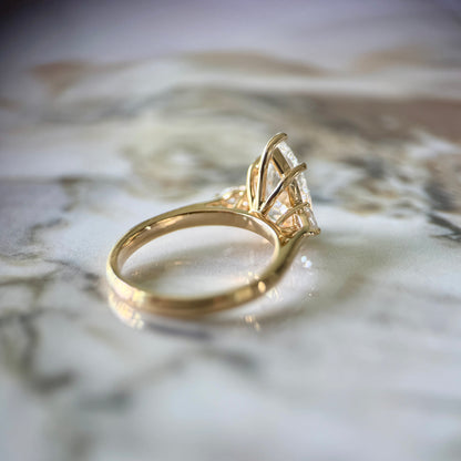 Classic Pear and Pears - 1.80ct+ (11mm+, D/E, & VVS)