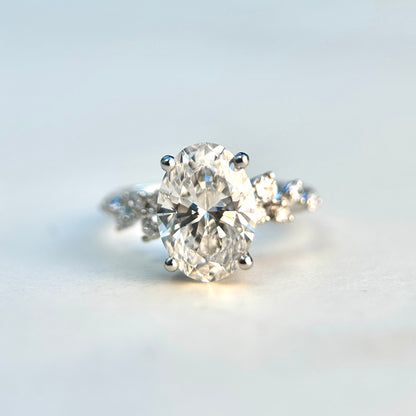 Classic Pretty Oval Ring - 2.50ct+ (10.5mm+, D/E & VVS)