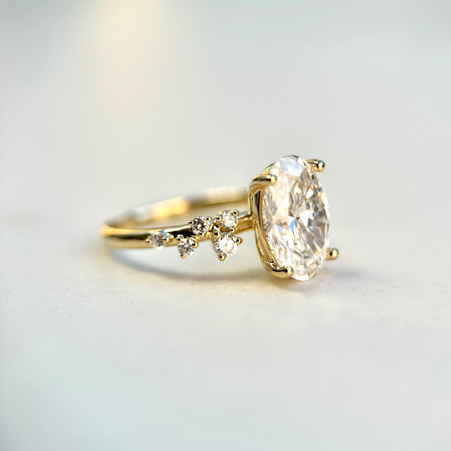 Classic Pretty Oval Ring - 2.50ct+ (10.5mm+, D/E & VVS)