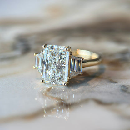 London Diamonds Classic Radiant and Trapezoids - 3ct+ (10mm+, D/E & VVS)