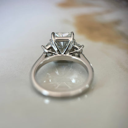 London Diamonds Classic Radiant and Trapezoids - 3ct+ (10mm+, D/E & VVS)