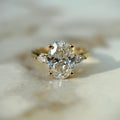 Classic Oval and Pears - 2.50ct+ (10.5mm+, D/E & VVS)