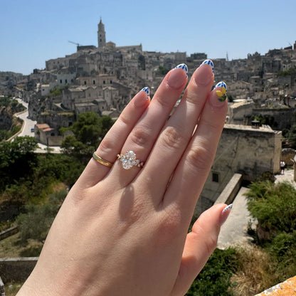 Classic Pretty Oval Ring - 2.50ct+ (10.5mm+, D/E & VVS)