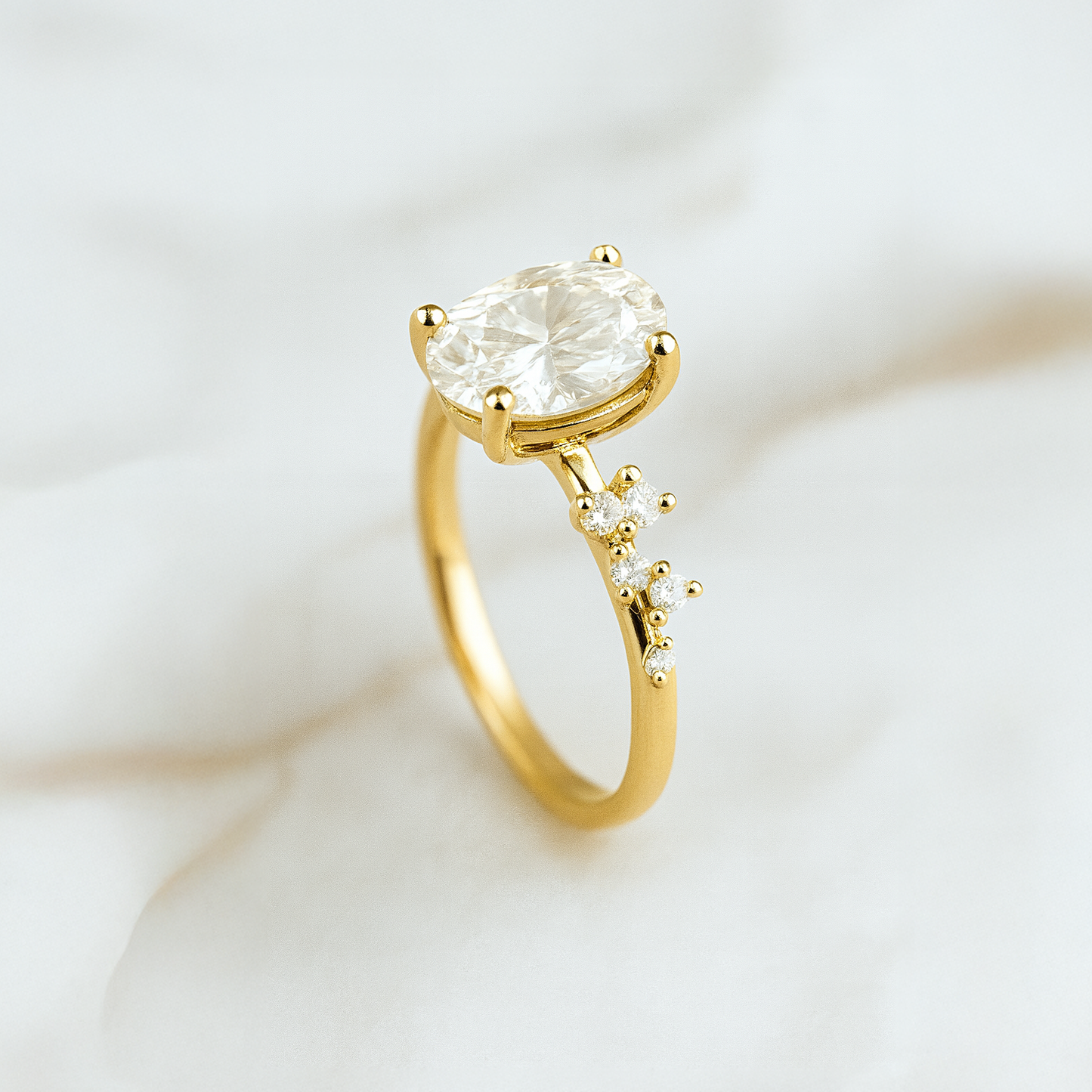 Classic Pretty Oval Ring - 2ct+ (10mm+, D/E & VVS)