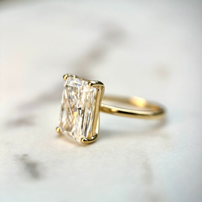 Classic Radiant Cut Solitaire - 5ct+ (12mm+, D/E & VVS)