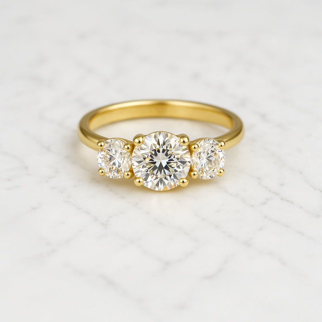 Classic Round Trilogy - 2ct+ (D/E & VVS main diamond)