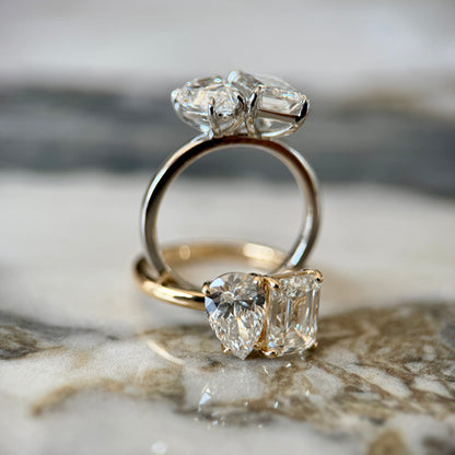 Emerald and Pear Moi et Toi - 2.5ct+ (D/E & VVS)