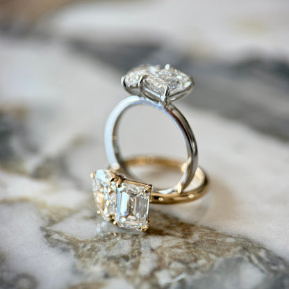 Emerald and Pear Moi et Toi - 2.5ct+ (D/E & VVS)