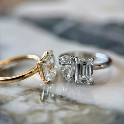 Emerald and Pear Moi et Toi - 2.5ct+ (D/E & VVS)