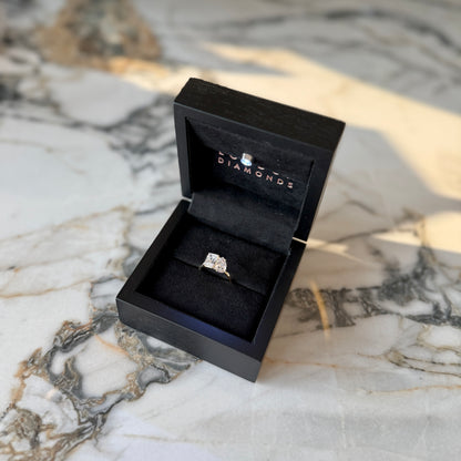 Emerald and Pear Moi et Toi - 2.5ct+ (D/E & VVS)