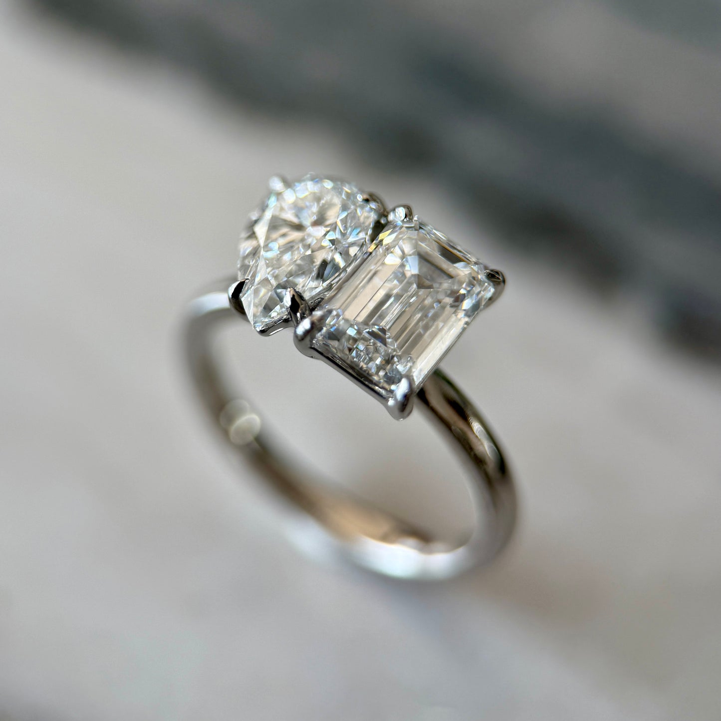 Emerald and Pear Moi et Toi - 2.5ct+ (D/E & VVS)