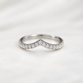 Classic Pointed Band - 0.30ct