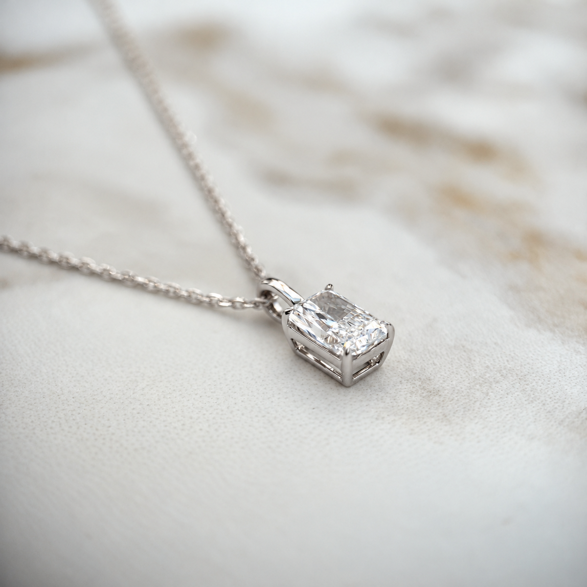 Classic Radiant Cut Pendant - 1ct
