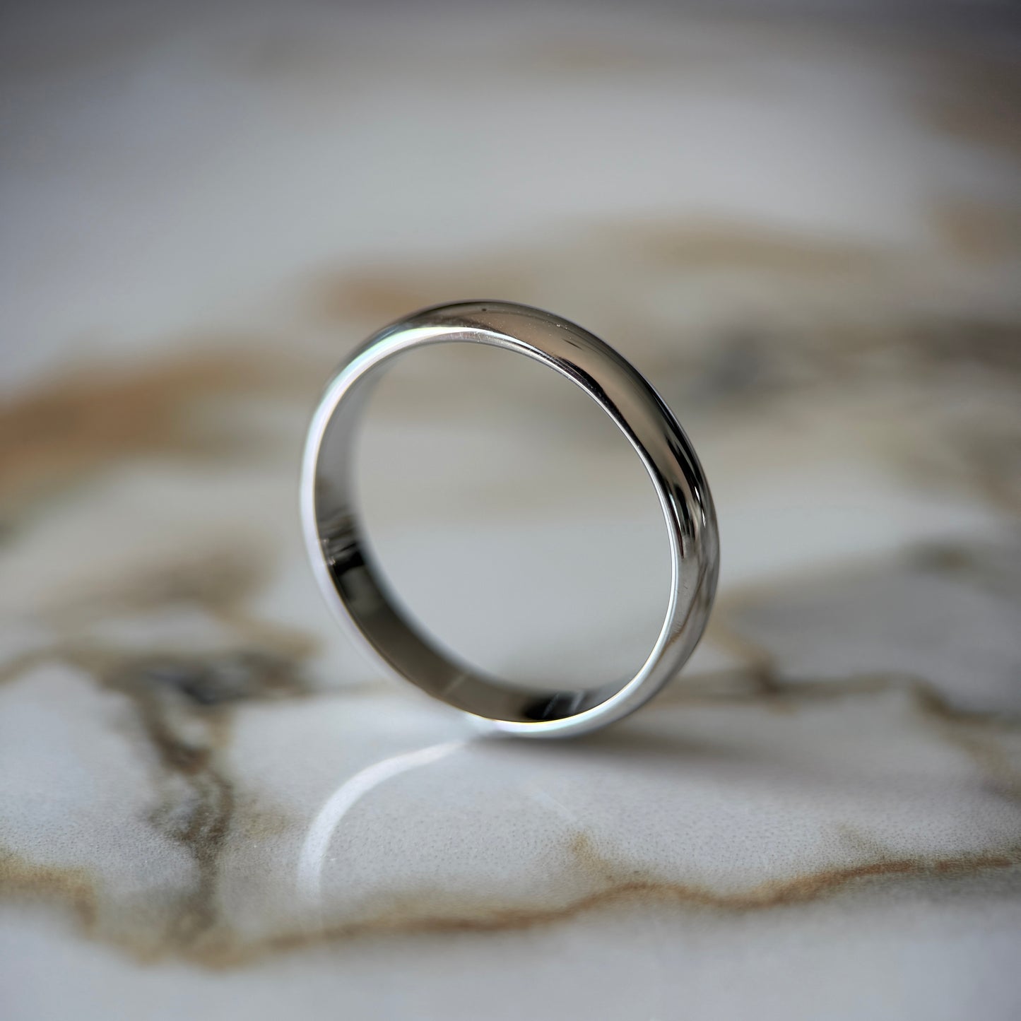 London Diamonds Wedding Band - 4mm