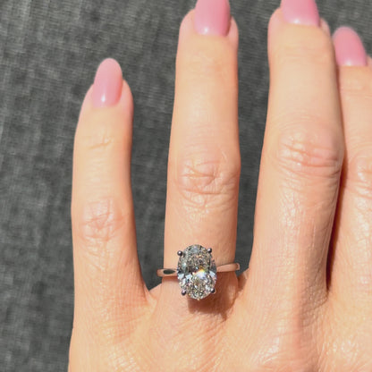 Cathedral Set Classic Oval Cut Solitaire - 3ct+ (11.5mm+, D/E & VVS)