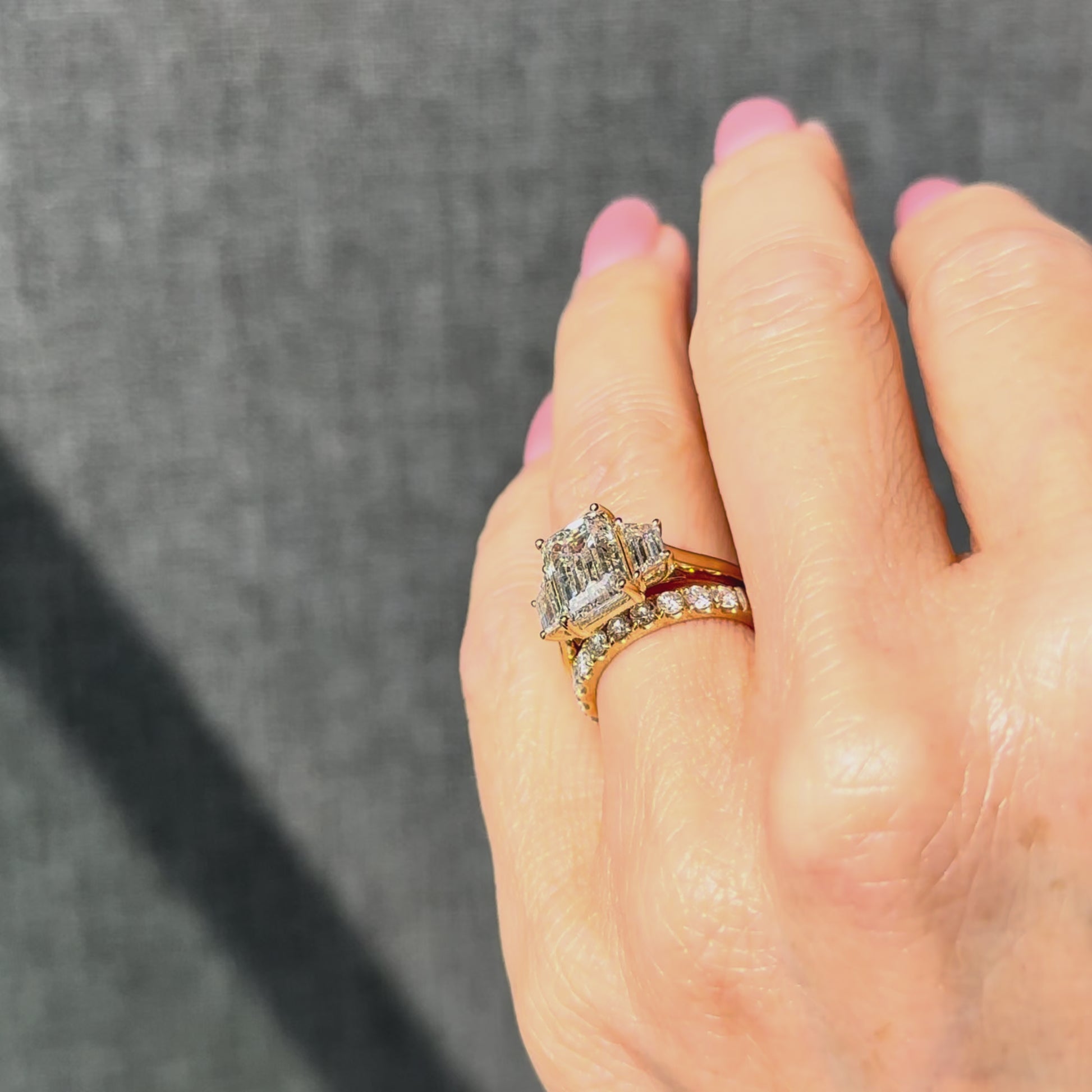 London Diamonds Classic Emerald and Trapezoids - 3ct+ (9.5mm+, D/E & VVS)