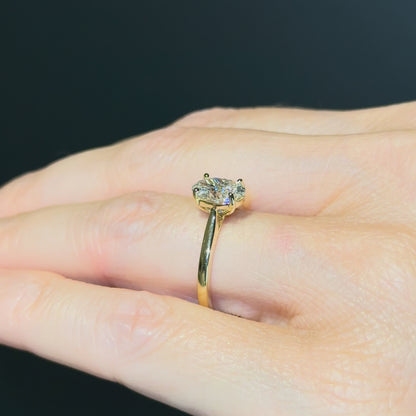 Cathedral Set Classic Oval Cut Solitaire - 1.20ct+ (8.5mm+, D/E & VVS)