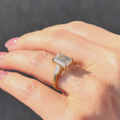 Classic Emerald and Tapering Baguettes - 3ct+ (9.5mm+, D/E & VVS)