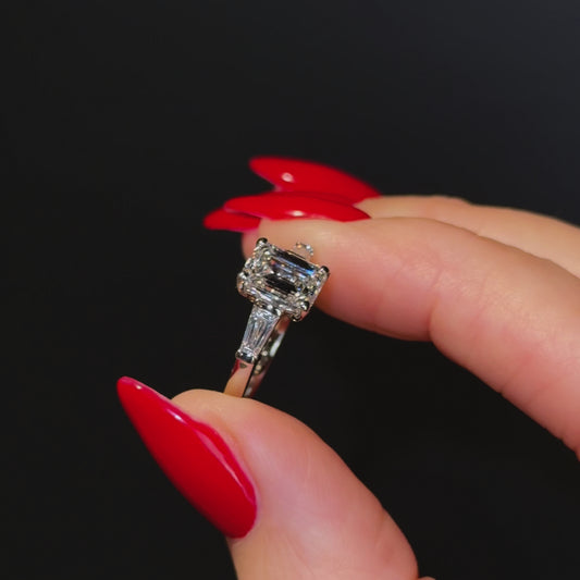 Classic Emerald and Tapering Baguettes - 1.50ct+ (7.5mm+, D/E & VVS)