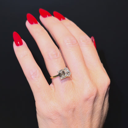 Emerald and Pear Moi et Toi - 2.5ct+ (D/E & VVS)