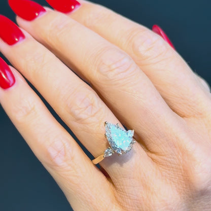 Classic Pear and Pears - 3ct+ (E/VS1+)