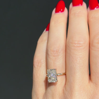 Classic Radiant Cut Solitaire - 3ct+ (10mm+, D/E & VVS)