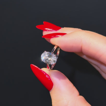 Cathedral Set Classic Oval Cut Solitaire - 2ct+ (10mm+, D/E & VVS)