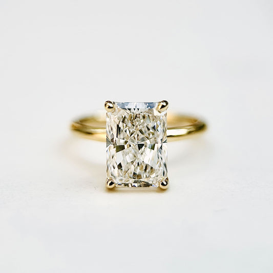 Classic Radiant Cut Solitaire - 3ct+ (10mm+, D/E & VVS)