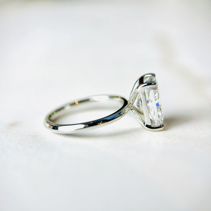 Classic Radiant Cut Solitaire - 3ct+ (10mm+, D/E & VVS)