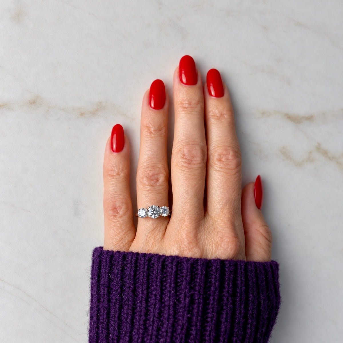 Classic Round Trilogy - 2ct+ (D/E & VVS main diamond)